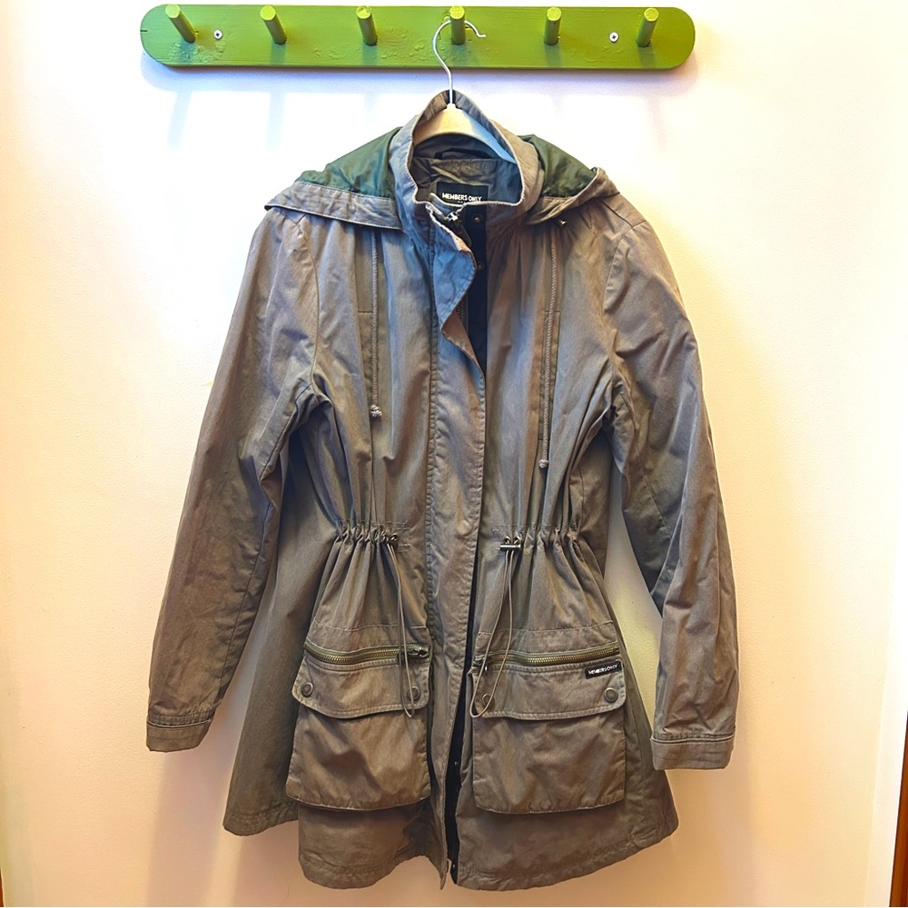 MEMBERS ONLY army green utility anorak rain jacket with cinched waist small